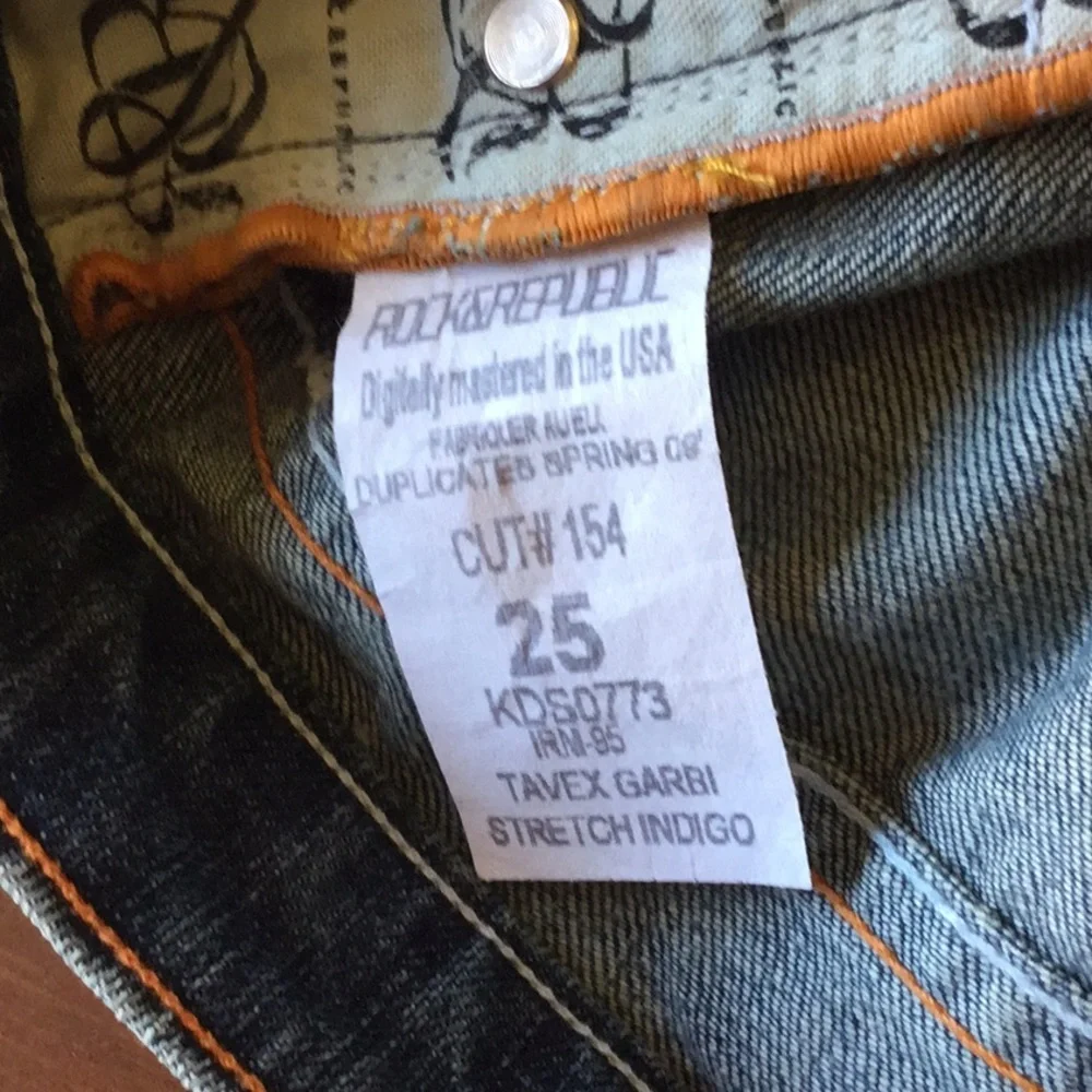 Rock & Republic Distressed embellished Denim sz 25 NWT - Picture 5 of 6